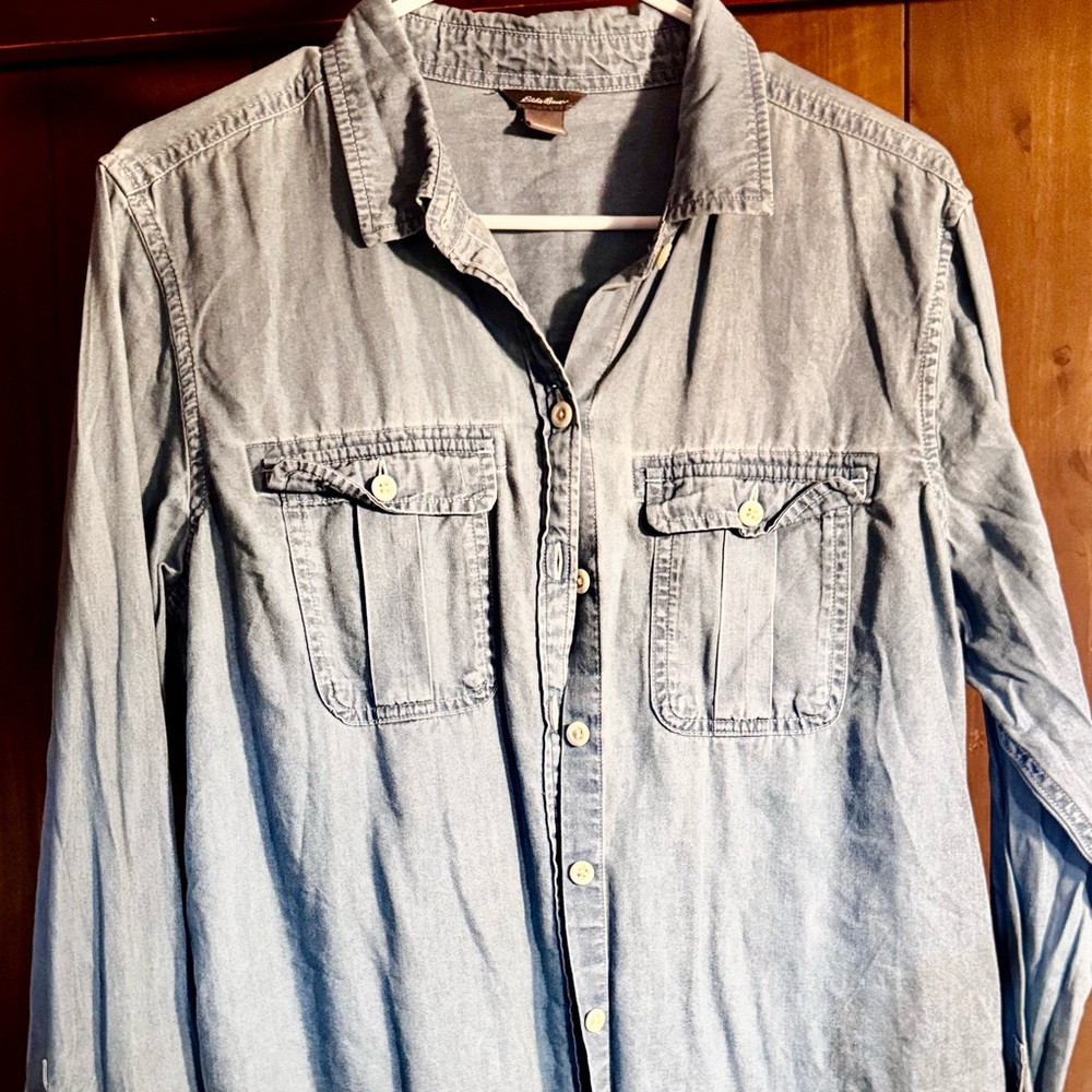 Men's Light Blue Denim Button-Up Shirt